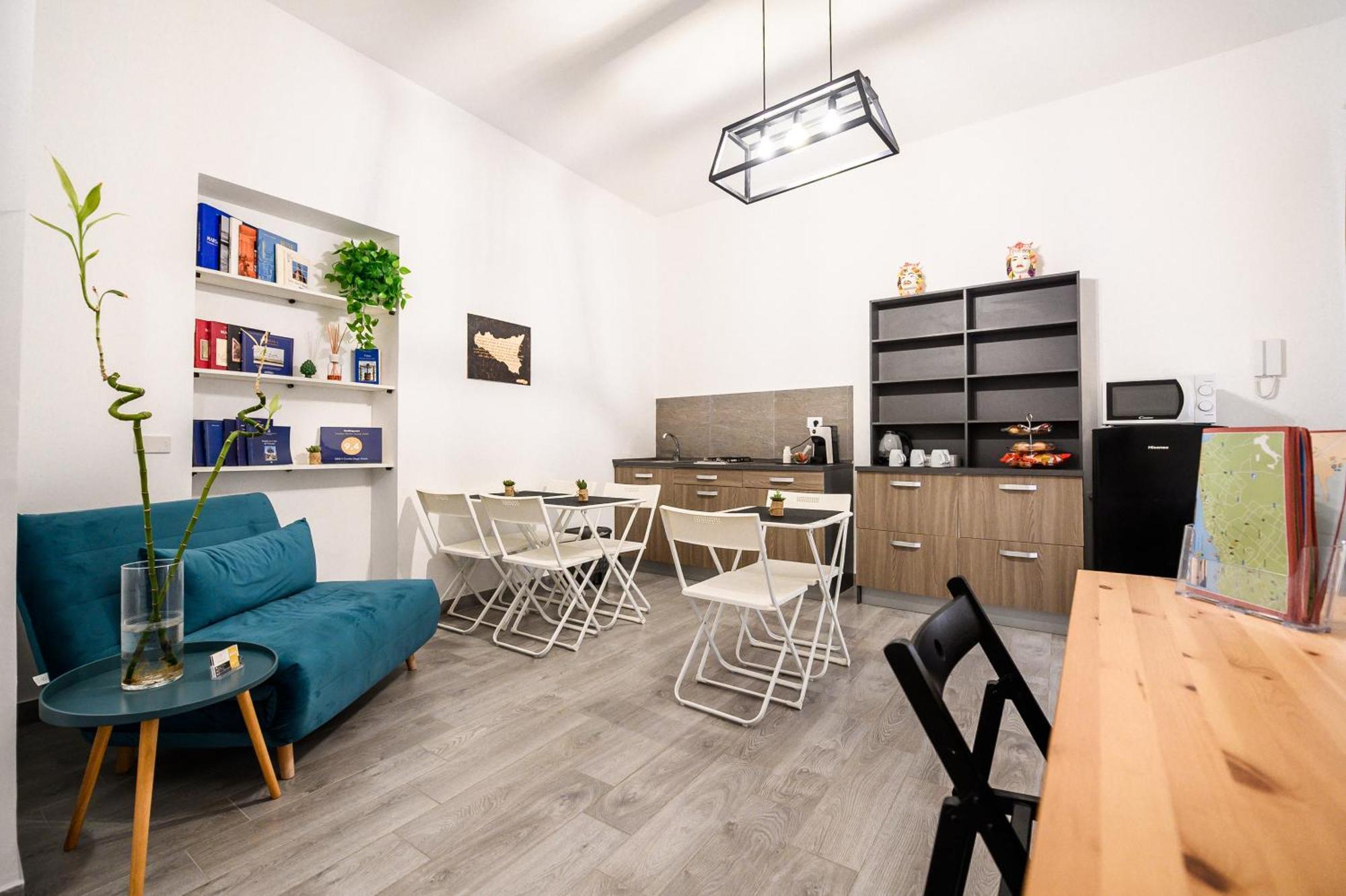 Il Cortile Degli Artisti Bed & Breakfast Marsala Bagian luar foto