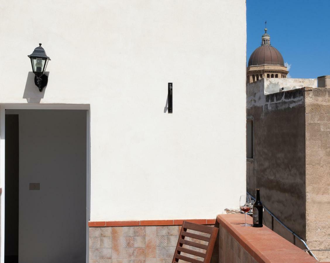 Il Cortile Degli Artisti Bed & Breakfast Marsala Bagian luar foto